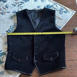 Express Black Men's Vest